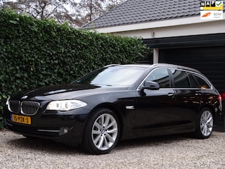 BMW 5-serie Touring 528i High Executive | 6 cilinder | Dealeronderhouden | N.A.P.
