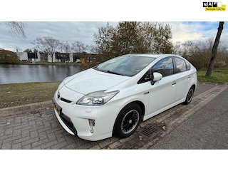 Toyota Prius 1.8 Plug-in Dynamic Business