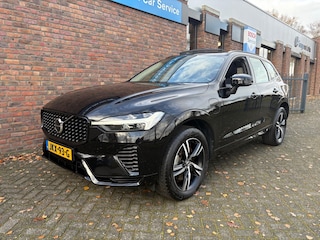 Volvo XC60 2.0 T6 PHEV AWD Plus Dark LongeRange Panoramadak|Camera|Leder|Led