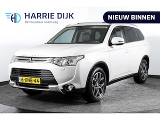 Mitsubishi Outlander 2.0 Instyle 4WD 150 PK - Automaat 7p. Orig. NL | S/K-dak | Trekhaak | Cruise | Stoelverw. | PDC | Camera | NAV | ECC | Elek. Klep | LM 18" |