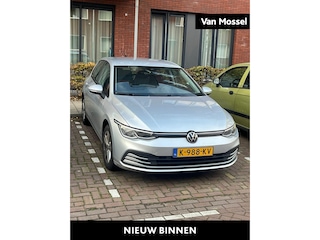 Volkswagen Golf 1.0 TSI Life | 110 PK | Digital Cockpit | Parkeersensoren | Carplay/Android Auto | LED