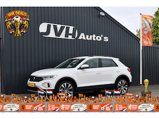 Volkswagen T-Roc 1.5 TSi 150pk AUT/DSG Life 07-2022 | VirtualCP | Full-LED | Navi | Adapt.CC