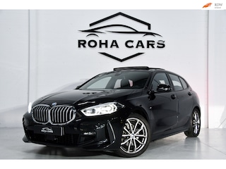 BMW 118i High Executive, Pano, Sfeerverlichting, Applecarplay