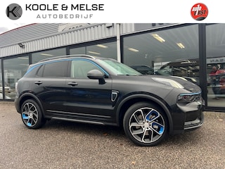 Lynk & Co 01 1.5TD 261pk PLUG IN HYBRID , PANO DAK , 360GR Camera , ADAPTIVE CC , CAR PLAY