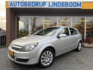 Opel Astra 1.4 Enjoy, Trekhaak, Airco, Cruise