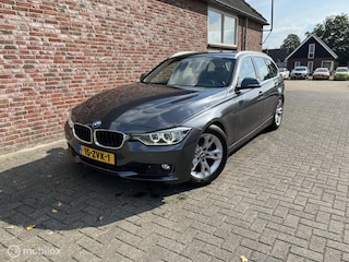 BMW 3-serie Touring 320i High Executive