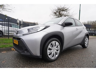 Toyota Aygo 1.0 VVT-i MT 72pk Play Parkeer Camera Multi Media