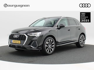 Audi Q3 35 TFSi 150 Pk Automaat S-Line | Trekhaak | Panoramadak | Adaptive Cruise | Camera | CarPlay | LED | Stoel Verwarming | 19 Inch | 59.477 Km