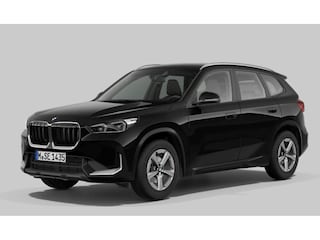 BMW X1 SDrive18i LED - NIEUW MODEL - GROOT SCHERM - CARPLAY - STOELVERWARMING - KEYLESS