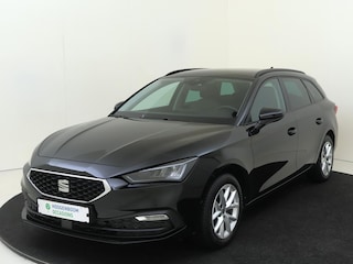 Seat Leon Sportstourer 1.0 eTSI Style Business Intense | Trekhaak | Parkeerassistent | Achteruitrijcamera | 3-zone airco | Adaptieve cruise control | CarPlay |