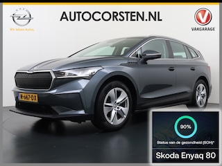 Skoda Enyaq iV 80 Trekhaak Camera 1/2 Leer Apple Carplay Android First Edition Navi Ecc 19"lm PDC-a+v Cruise Control E-Call SOH.90% Stuurverwarming Led Isofix Keyless-Go DAB Rijstrooksensor Origineel Nederlandse Auto Nieuwprijs €49.645,-