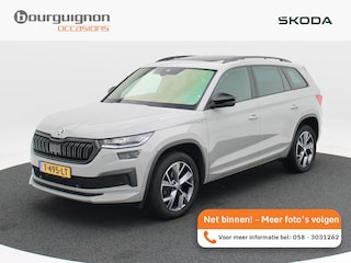 Skoda Kodiaq 1.5 TSi 150 Pk Automaat Sportline Business 7 Pers | Adaptive Cruise | Panoramadak | Navigatie | Climate Control | Stoelverwarming | Trekhaak | 86.216 Km!!