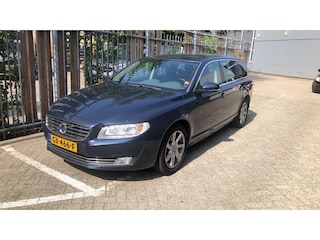 Volvo V70 2.0 T5 Nordic+ | Standkachel | Stoelverwarming | Lederen bekleding | Navigatie