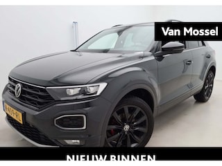 Volkswagen T-Roc 1.5 TSI Sport | 150 PK | Parkeercamera | Climatronic (Automatische Airco) | Digital Cockpit | Adaptive Cruise Control | LED | 18 Inch Licht Metalen Velgen