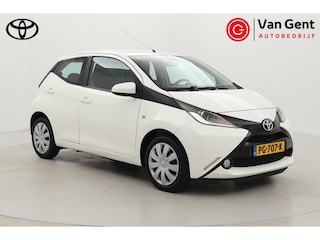 Toyota Aygo 1.0 VVT-i x-play | Navigatie | Airco | Camera | Elektrische ramen voor | Bluetooth