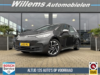 Volkswagen ID.3 First 58 kWh SOH 90% Stoelverwarming, Apple Carplay & Adaptieve Cruise