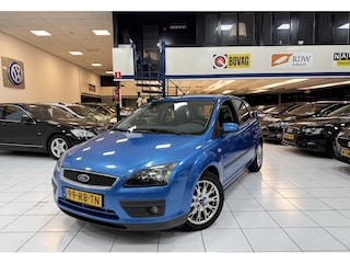 Ford Focus 1.6-16V First Ed Airco Navi APK