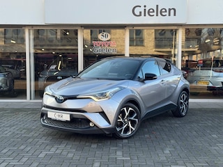 Toyota C-HR 1.8 Hybrid Bi-Tone Plus | JBL, LED Pakket, Dodehoekherkenning, Navigatie, Parkeersensoren, Stoelverwarming, Keyless, 18 inch