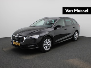 Skoda Octavia Combi 1.0 TSI Ambition 110 PK | Trekhaak | Stoelverwarming | Parkeersensoren | Adaptieve Cruise Control | Climate Control | Apple Carplay & Android Auto |
