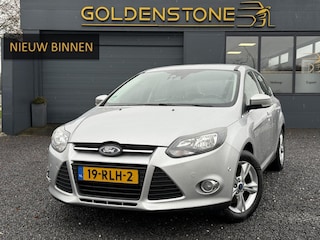 Ford Focus 1.6 EcoBoost Trend Sport Dealer Onderhouden,150pk,Clima,Cruise,Lm velgen,N.A.P,6 Bak,Pdc V+A,Apk tot 07-2026