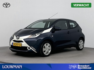 Toyota Aygo 1.0 VVT-i x-play | Airco | Parkeercamera |