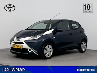 Toyota Aygo 1.0 VVT-i x-play | Airco | Parkeercamera |
