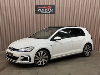 Volkswagen Golf 1.4 TSI PHEV GTE 2020 PANO LED VIRTUAL KEYLESS