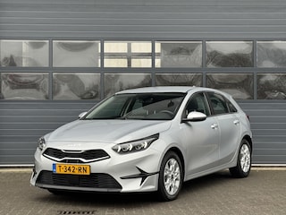 Kia Ceed 1.0 T-GDI DYNAMICLINE I P-CAMERA I ADAPT. CRUISE CONTROL I APPLE CARPLAY I NAVIGATIE