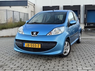 Peugeot 107 1.0-12V Airco , Licht metalen velgen, Elec ramen
