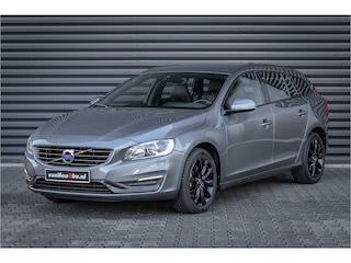 Volvo V60 T3 Polar+ Dynamic Xenon- stoelverwarming