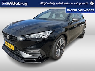 Seat Leon Sportstourer 1.5 TSI FR Launch Edition / Navigatie / App connect / Parkeersensoren achter / Lichtmetaal 18 inch /