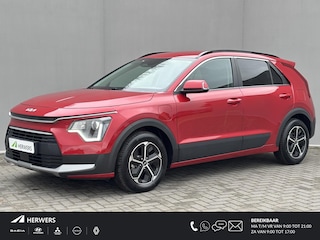 Kia Niro 1.6 GDi PHEV DynamicLine Automaat / Fabrieksgarantie tot 5-2028 / Dealer onderhouden / 1.300kg trekgewicht / All season banden / Stuur & Stoelverwarming / Apple Carplay Android Auto / Camera /