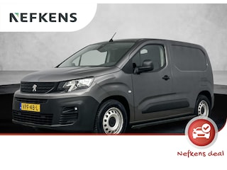 Peugeot Partner 136 pk L1 50 kWh | Accu 91% | 3 Zitplaatsen | Carplay | Navigatie | Betimmering Laadruimte | Camera |
