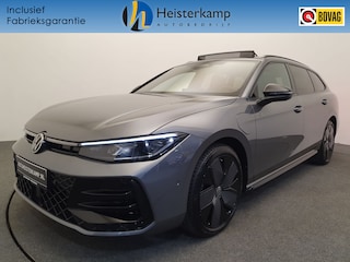 Volkswagen Passat Variant 1.5 eHybrid 272pk DSG/AUT R-Line Wegklapbare trekhaak, Panoramadak, Harman/Kardon, Leder