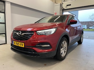 Opel Grandland X 1.2 Turbo Edition+ | Trekhaak | Navigatie | Climate Control | Parkeersensoren | Dealeronderhouden | !!