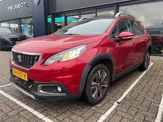 Peugeot 2008 1.2 PureTech Allure 110pk Automaat | Trekhaak | Navigatie | Panoramadak | Climate Control | Dealeronderhouden | Half-Leder | !!