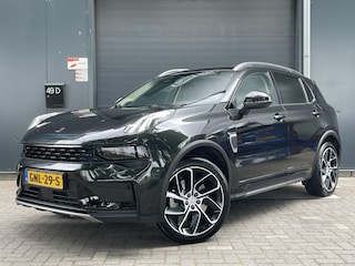 Lynk & Co 01 1.5 Plug-in Hybrid BLACK NIEUWE APK CARPLAY PANO LANEASSIST ACC BLUETOOTH NAVI CLIMA CAMERA MEMORY STOELVERWARMING