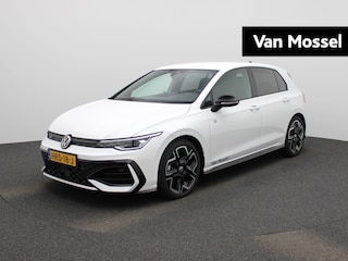 Volkswagen Golf 1.5 eTSI R-Line Edition | 130 PK | Automaat | Navigatie | Draadloze Apple Carplay | Adaptieve cruise control | Climate control | Stuur- en Stoelverwarming | Achteruitrij Camera | Park Assist | Sfeerverlichting | Keyless | Dodehoek sensoren | Black style Pakket |