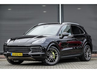 Porsche Cayenne E-Hybrid 3.0 462Pk 8-Aut. | Luchtvering | Panoramadak | Sport-Chrono | BOSE-Sound | Leder | 21''