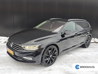 Volkswagen Passat Variant 1.5 TSI Business | Achterbank in delen neerklapbaar | Achteruitrijcamera | Apple Carplay/Android Auto|telefoonintegratie premium