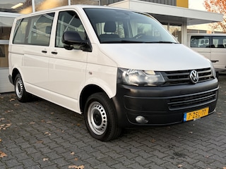 Volkswagen Transporter Kombi 2.0 TDI DSG Automaat L1H1 BTW en BPM vrij Airco Cruise control Trekhaak PDC 1e eigenaar Euro 5 Combi Personenbus Passenger Groepsvervoer Taxi