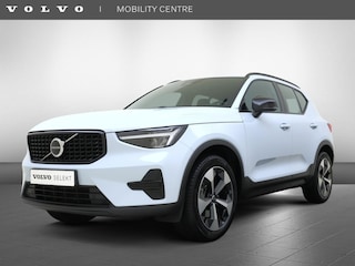 Volvo XC40 B4 Plus Dark | Trekhaak | Dodehoekdetectie | Harman/Kardon |