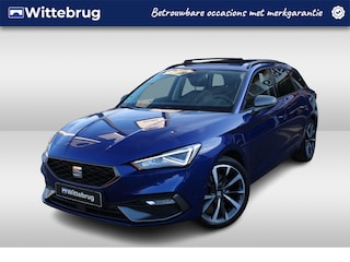 Seat Leon Sportstourer 1.5 eTSI 150pk FR DSG Automaat / Panorama dak / Navigatie / LM 18 inch / Park Assist / LED / Beats sound / Zwenkb trekhaak