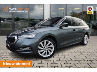 Skoda Octavia Combi 1.4 TSI iV PHEV Business Edition Plus | Trekhaak | ACC | Camera |