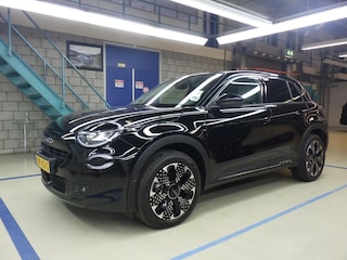 Fiat 600 e La Prima 54 kWh 156pk 3 Fase 8 Jaar Garantie! | Vol-Leder | Massage | Adaptive Cruise | Elektr. Achterklep | Stoelverwarming | !!