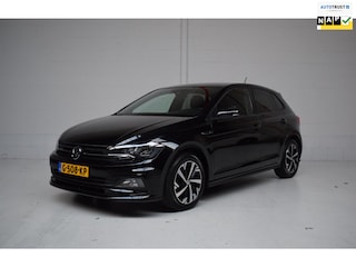 Volkswagen Polo 1.0 TSI R-Line 95PK 5-DRS ORG.NED / NAP / CARPLAY / BEATS / SFEERVERLICHTING / ECC / ACC / LED