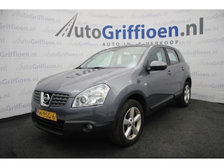 Nissan Qashqai 1.6 Acenta keurige SUV met trekhaak en pano
