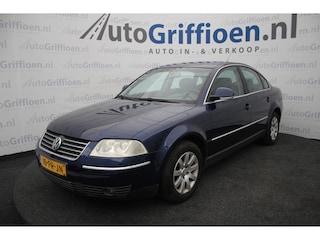 Volkswagen Passat 2.0-20V Athene sedan met trekhaak