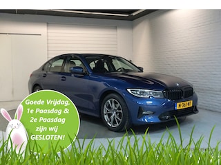 BMW 318i Automaat | Carplay | LED | DAB+ | Sportstoel | Half leer
