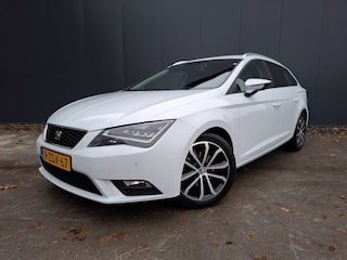 Seat Leon ST 1.6 TDI Ecomotive Lease Sport ALCANTARA LED NAVI CRUISE ECC TREKHAAK